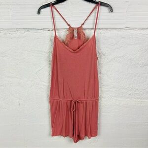 Gilligan & O'Malley Coral Lace Trim spaghetti strap romper size large